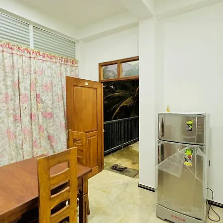 Alovera Inn Weligama Extérieur photo